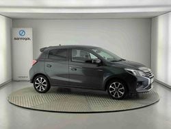 Cinzento Usado 2024 Mitsubishi Space Star Edition Citadino | € 14.800 (Preço justo)
