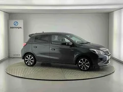 Cinzento Usado 2024 Mitsubishi Space Star | € 14.800 (Preço justo)