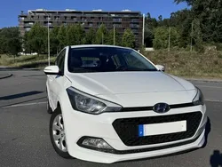 Usado 2017 Hyundai i20 Sedan | € 7.700 (Bom preço)