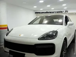 Branco Usado 2021 Porsche Cayenne Turbo SUV | € 125.000