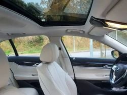 Cinzento Usado 2017 BMW 730 Comfort Edition Sedan | € 36.990