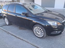 Usado 2009 Ford Focus Sedan | € 3.500 (Bom preço)