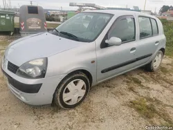 Cinza Usado 2001 Renault Clio II | € 1.499 (Preço justo)