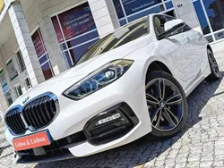 Branco Usado 2020 BMW 118 Sport Line Citadino | € 25.980 (Preço justo)