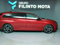 Vermelho Usado 2023 Peugeot 308 Allure | € 25.490 (Bom preço)