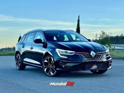 Preto (metalizado) Usado 2021 Renault Mégane IV Intens Citadino | € 23.500 (Caro)