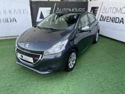 Cinzento (metalizado) Usado 2015 Peugeot 208 Citadino | € 10.900 (Caro)