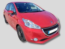 Usado 2015 Peugeot 208 Active Citadino | € 6.000 (Super Preço)