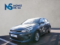 Azul Usado 2022 Kia Rio Urban | € 14.500 (Bom preço)