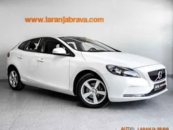 Branco Usado 2017 Volvo V40 Summum Carrinha | € 16.900 (Preço justo)
