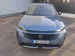 Azul Usado 2025 Peugeot 3008 Allure Carrinha | € 38.000