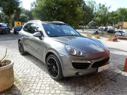 Cinzento Usado 2010 Porsche Cayenne S SUV | € 27.950