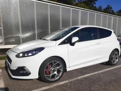 Branco Usado 2018 Ford Fiesta ST Citadino | € 19.500 (Bom preço)