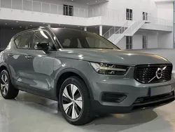 Cinza Usado 2021 Volvo XC40 R-Design SUV | € 30.900 (Preço justo)