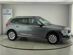 Cinzento Novo 2025 Skoda Kamiq Selection SUV | € 24.490 (Preço justo)
