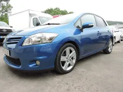 Azul Usado 2010 Toyota Auris Citadino | € 10.750 (Preço justo)