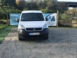Branco Usado 2018 Peugeot Partner Monovolume | € 9.950 (Bom preço)