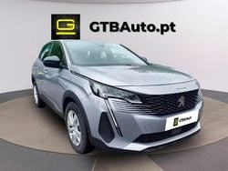 Cinza Usado 2024 Peugeot 3008 Active SUV | € 25.999 (Preço justo)