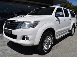 Branco Usado 2015 Toyota HiLux Pickup | € 29.999