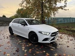 Branco Usado 2021 Mercedes A250 AMG line | € 31.990 (Preço justo)