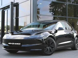 Branco Usado 2023 Tesla Model 3 RWD Sedan | € 35.900 (Caro)
