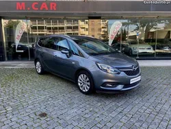 Cinza Usado 2017 Opel Zafira Dynamic Monovolume | € 13.999 (Preço justo)