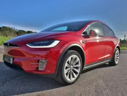 Vermelho Usado 2020 Tesla Model X SUV | € 58.995