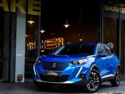 Azul Usado 2021 Peugeot e-2008 Style SUV | € 20.850 (Preço justo)