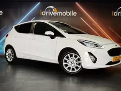 Branco Usado 2017 Ford Fiesta Business Edition Citadino | € 12.400 (Caro)