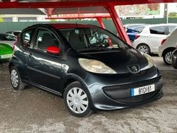 Cinza Usado 2007 Peugeot 107 Citadino | € 7.950