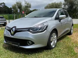 Cinzento Usado 2016 Renault Clio IV Zen | € 10.500 (Preço elevado)