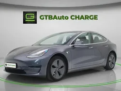 Cinzento Usado 2020 Tesla Model 3 Sedan | € 25.900 (Preço justo)