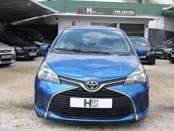 Azul Usado 2016 Toyota Yaris Active | € 11.990 (Bom preço)