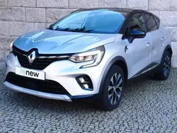 Cinza prata Usado 2023 Renault Captur Techno SUV | € 19.890 (Bom preço)