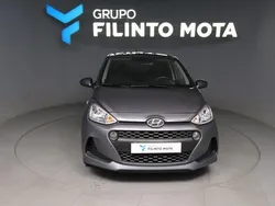Cinza Usado 2018 Hyundai i10 Citadino | € 10.490 (Preço justo)