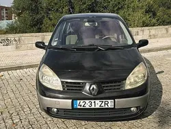 Preto Usado 2005 Renault Scénic II Monovolume | € 2.000 (Bom preço)