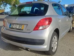Usado 2009 Peugeot 207 Sedan | € 3.400 (Bom preço)