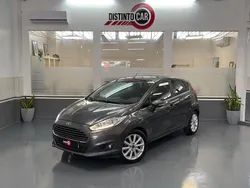 Cinza Usado 2015 Ford Fiesta Titanium Citadino | € 11.450 (Preço justo)