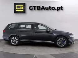 Preto Usado 2021 VW Passat Carrinha | € 28.499 (Preço justo)