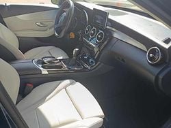 Azul Usado 2017 Mercedes 200 | € 18.500