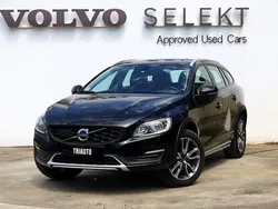 Preto Usado 2018 Volvo V60 Plus Carrinha | € 16.300