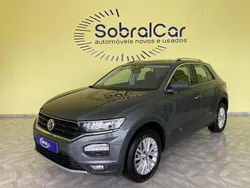 Cinzento Usado 2021 VW T-Roc SUV | € 20.500 (Preço justo)
