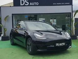 Preto Usado 2019 Tesla Model 3 Sedan | € 21.500 (Preço justo)