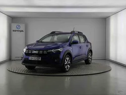 Azul Usado 2024 Dacia Sandero Expression Citadino | € 17.390 (Preço justo)