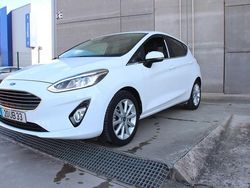 Branco Usado 2017 Ford Fiesta Titanium Citadino | € 12.990 (Preço elevado)