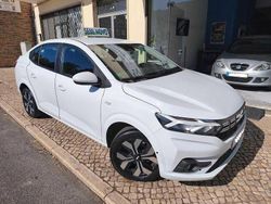 Branco Usado 2024 Dacia Logan Journey Sedan | € 15.490
