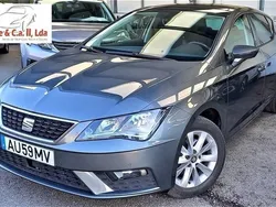 Cinzento Usado 2017 Seat Leon Style Citadino | € 15.750 (Preço justo)