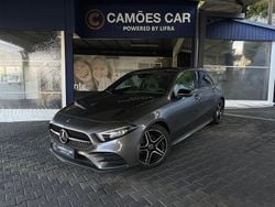 Cinza Usado 2020 Mercedes A180 AMG line | € 25.890 (Preço justo)