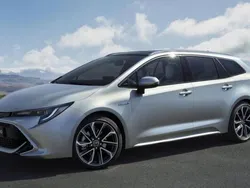 Cinzento Usado 2020 Toyota Corolla Comfort Carrinha | € 21.150 (Preço justo)