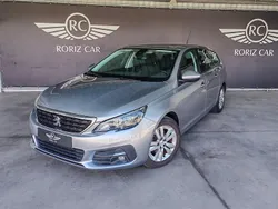 Cinza Usado 2018 Peugeot 308 Style Carrinha | € 10.900 (Preço justo)